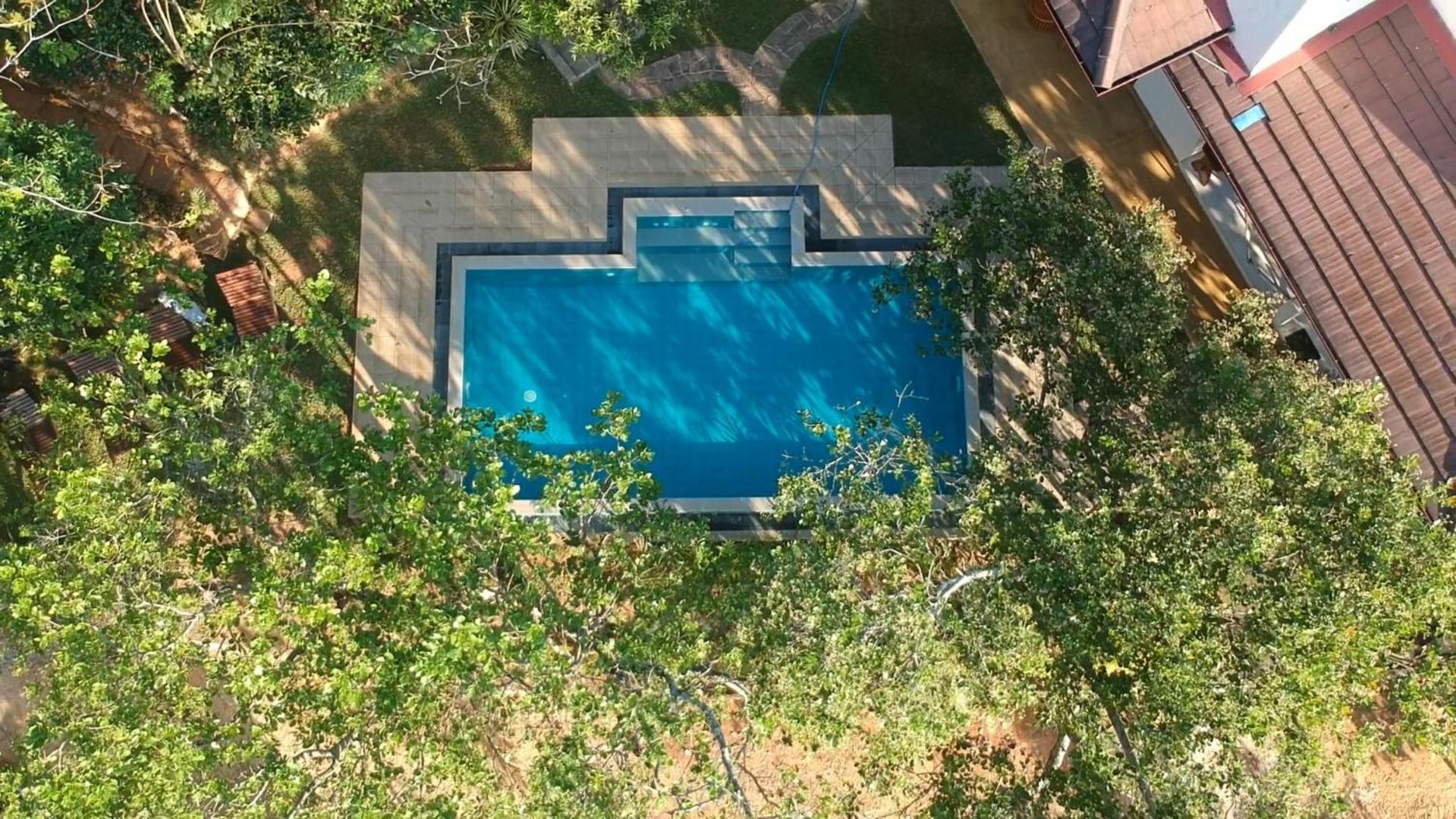 Aqua Dunhinda Villa Kandy Exteriör bild